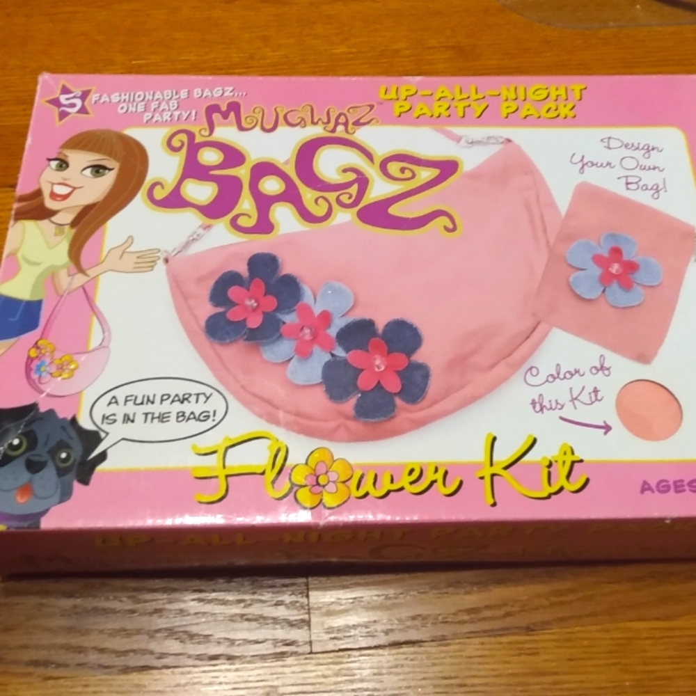 NWT Y2K Mugwaz bags party pack
